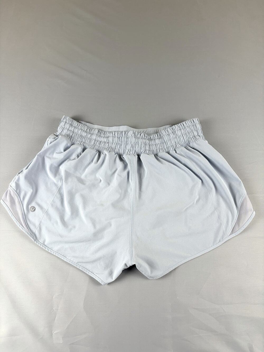 Lululemon Hotty Hot High Rise Lined Short 2.5” Light Blue Size 10 W7DE5S 2025